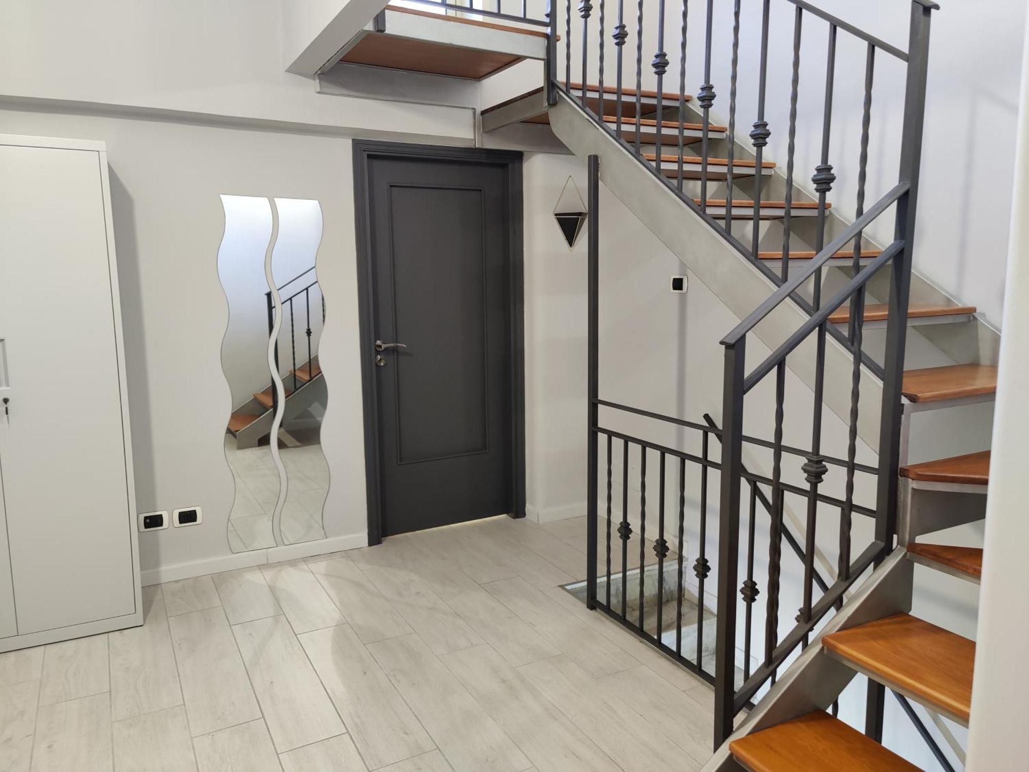 Delph'S House Apartment Катания Екстериор снимка