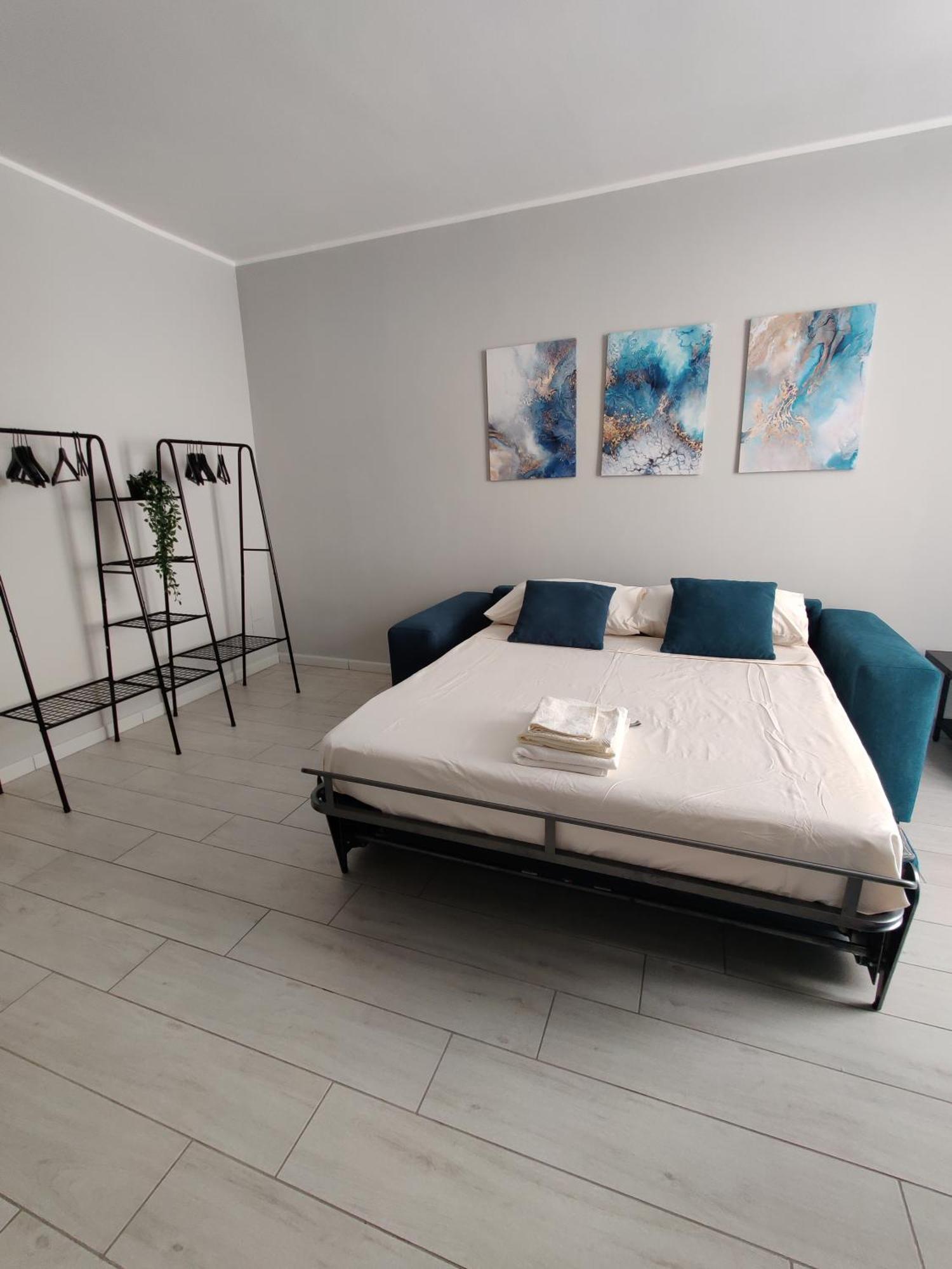 Delph'S House Apartment Катания Екстериор снимка